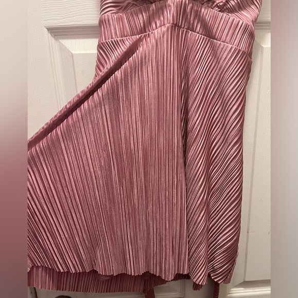 Lucy in the Sky Marcia Pleated Mini Dress in Pink NWOT - Picture 6 of 15